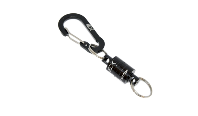 LAST CAST MAGNET CARABINER